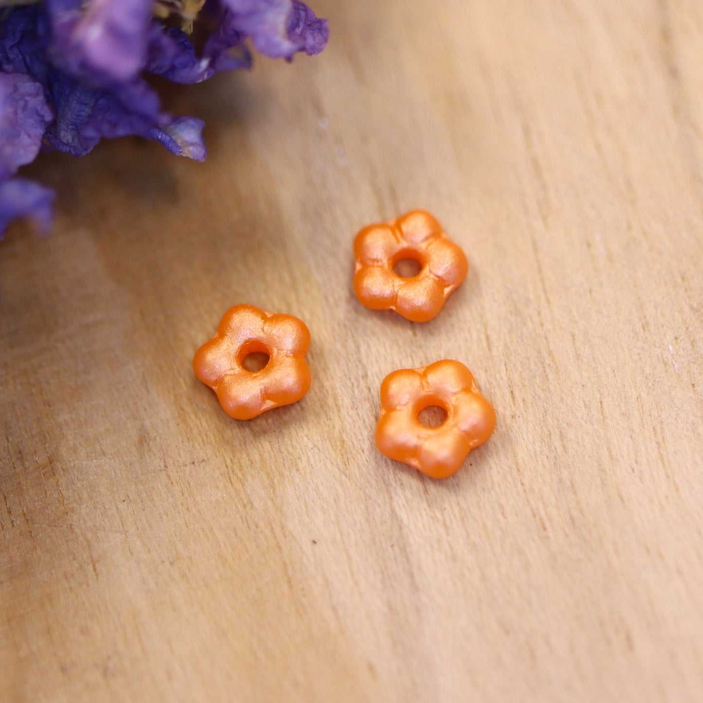 Bead orange - Czech flower