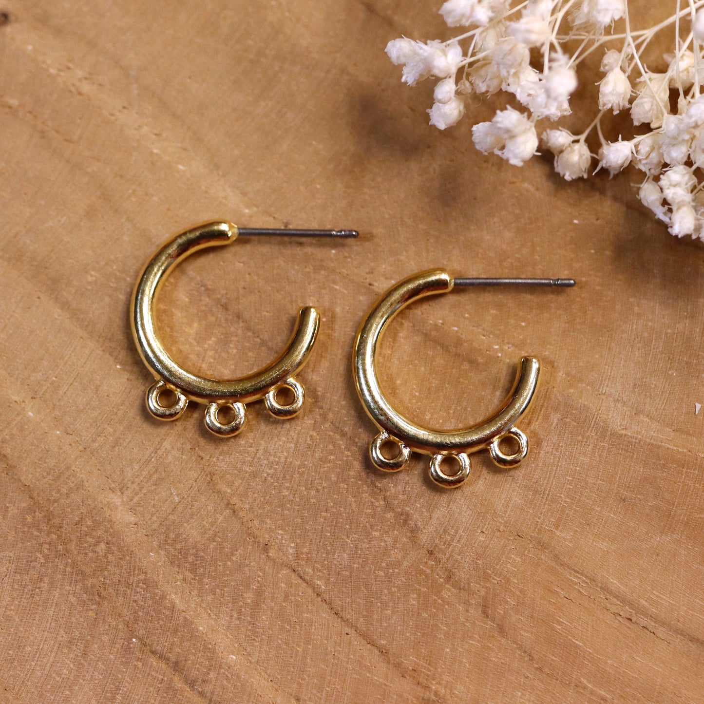 DQ GOLD stud earring with three eyes small