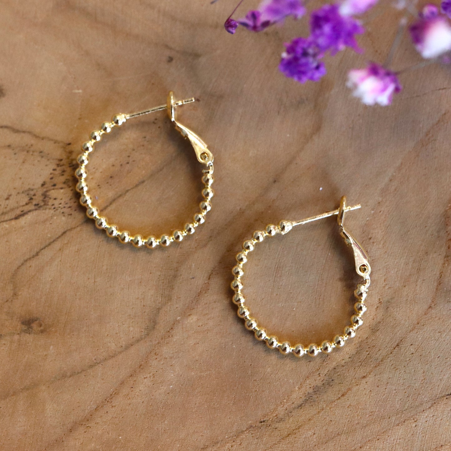 Oorring DQ GOUD met bolletjes