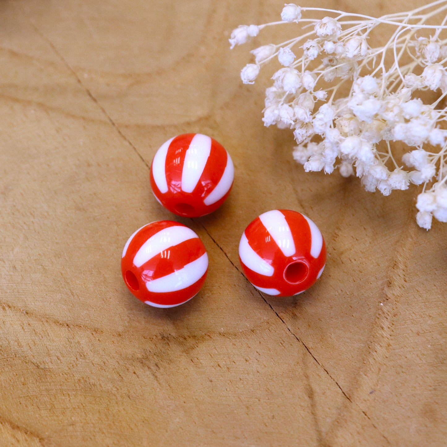 Gestreifte Acrylkugel - rot