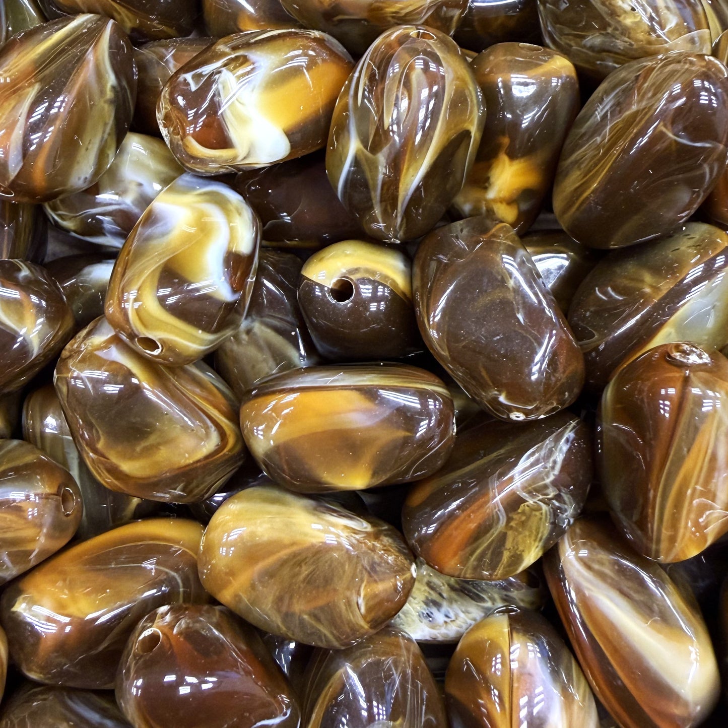 Nugget acryl kraal - donkerbruin