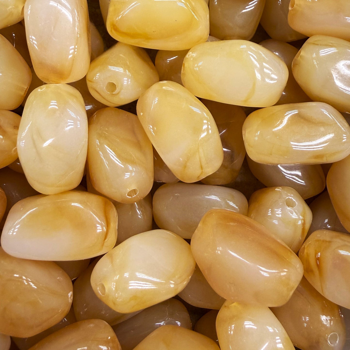 Nugget acryl kraal - honing geel