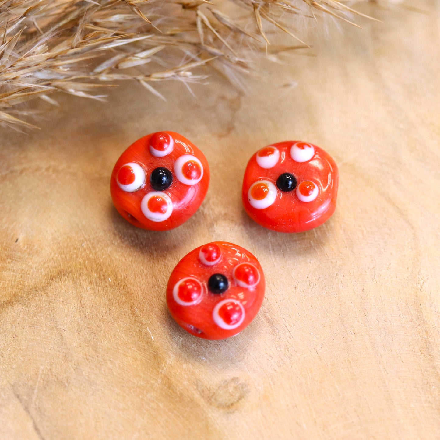 Bead red - ceramic flat round with dots