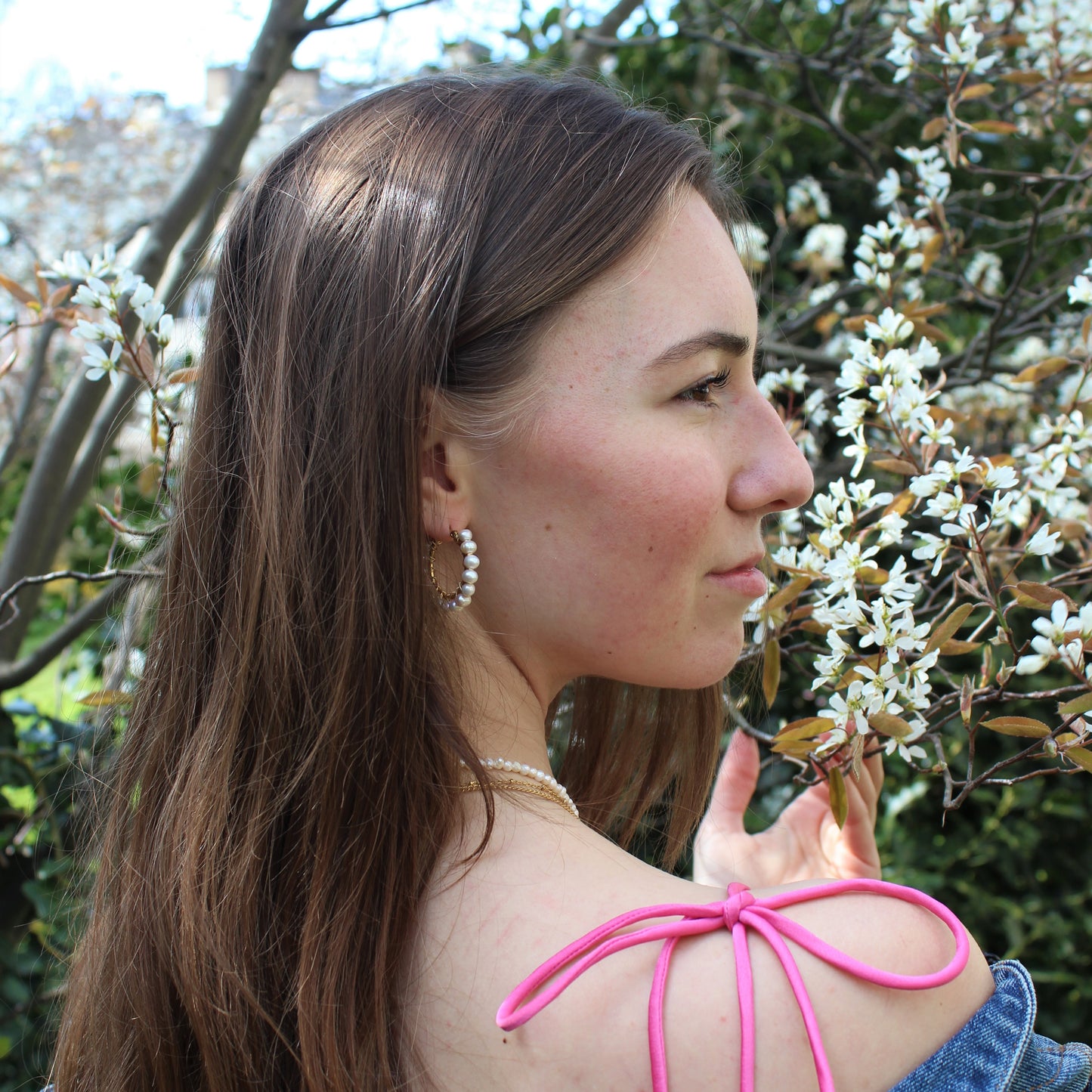 Edelstahl Ohrringe mit Süßwasserperlen gold