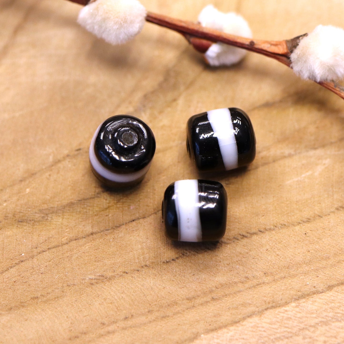Bead black - ceramic tube with white stripe