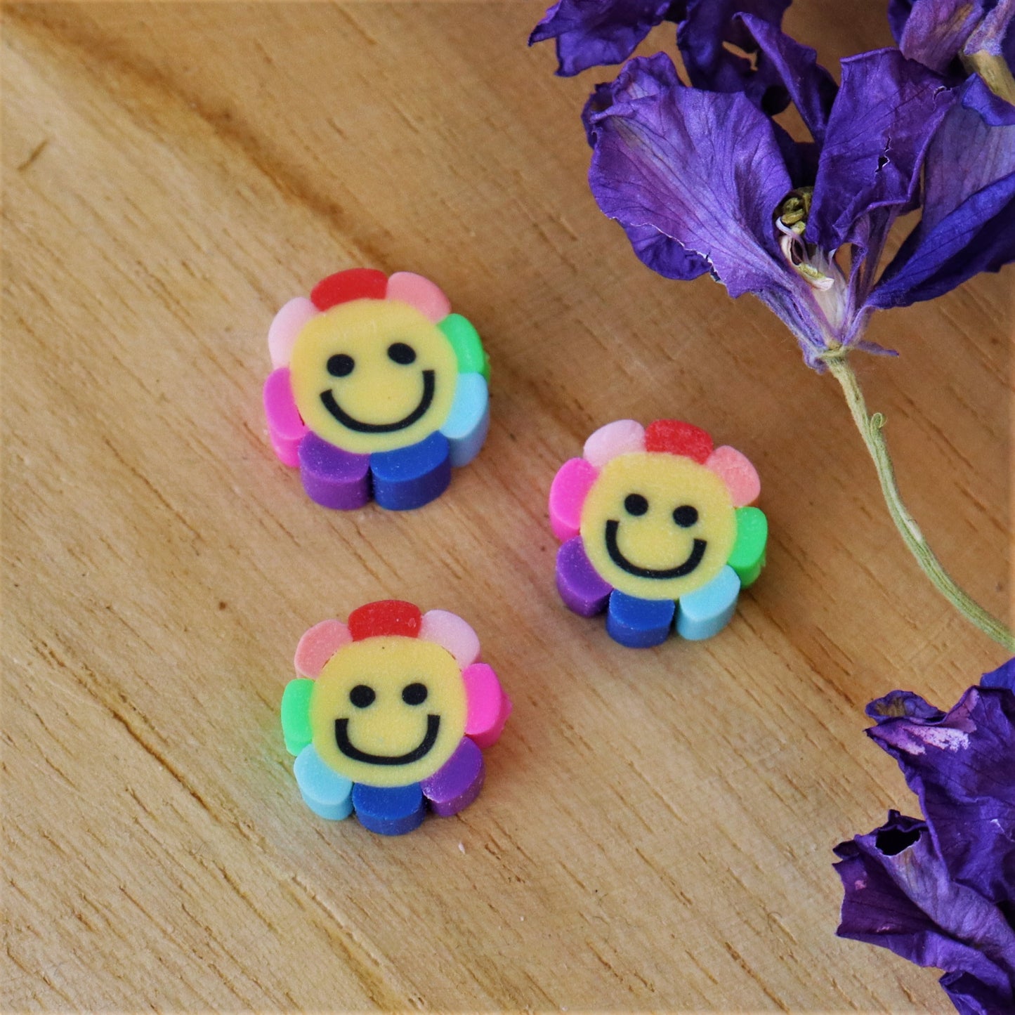 Polymeer regenboog bloemetjes smiley