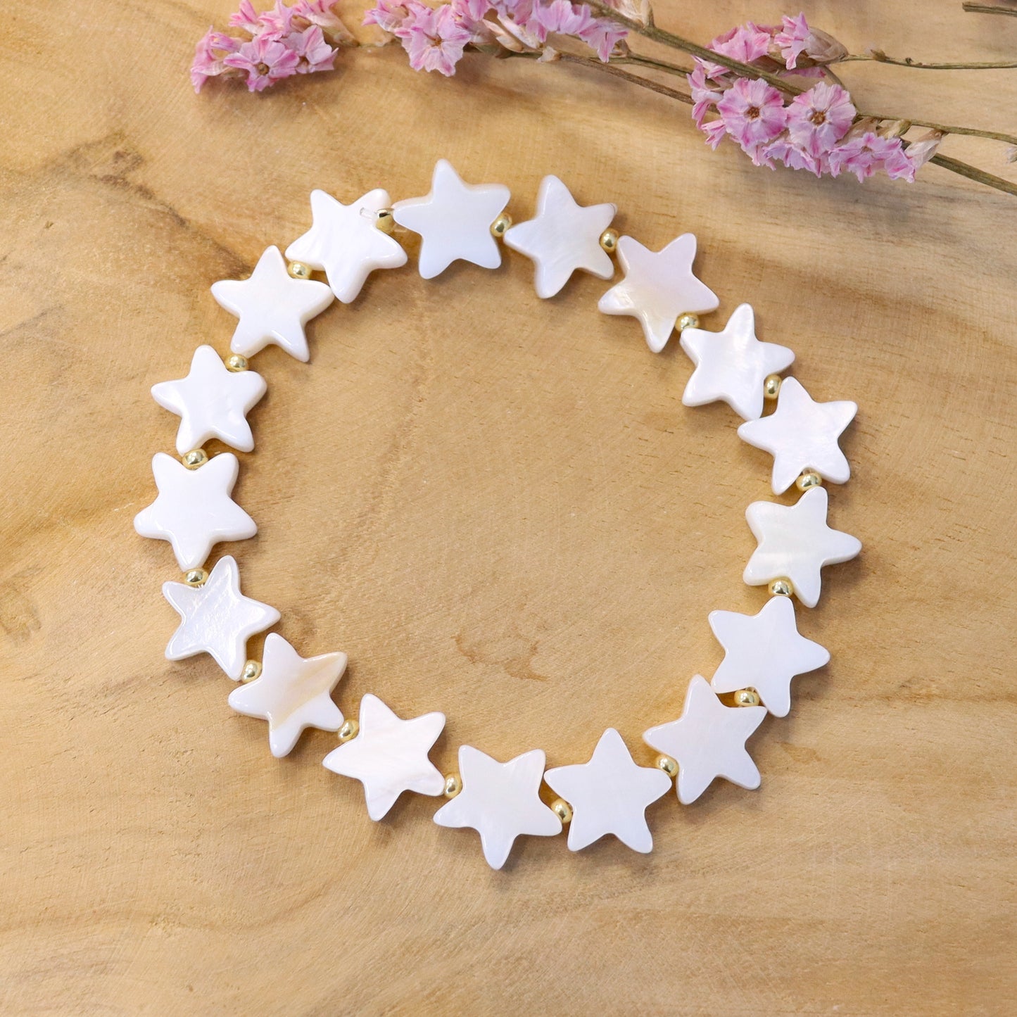 Armband mit Muschelsternen