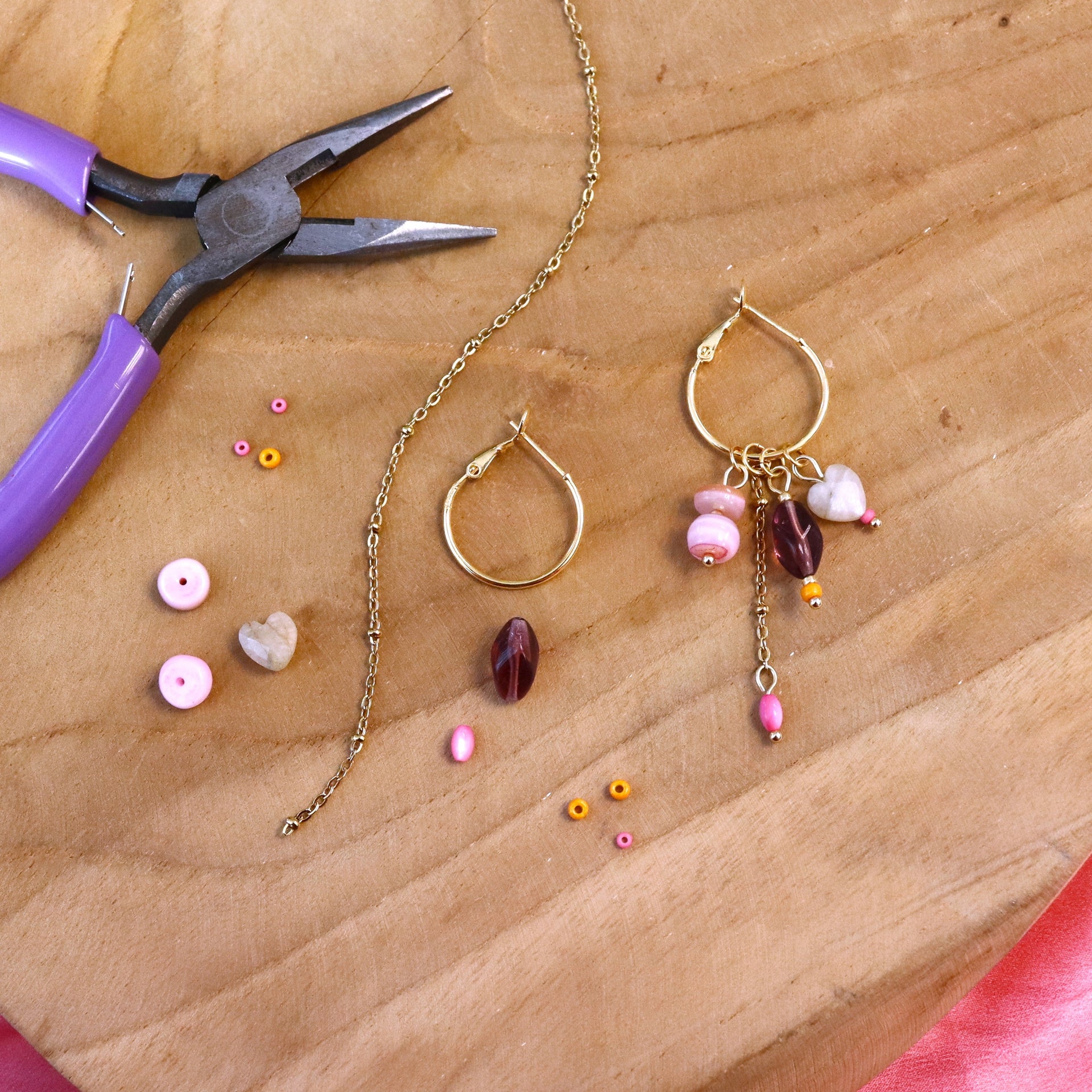 DIY pakket voor het zelf maken van sieraden inclusief alle materialen en stappenplan - BAYU