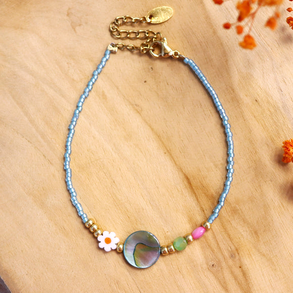 Armband blauw met schelpkraal