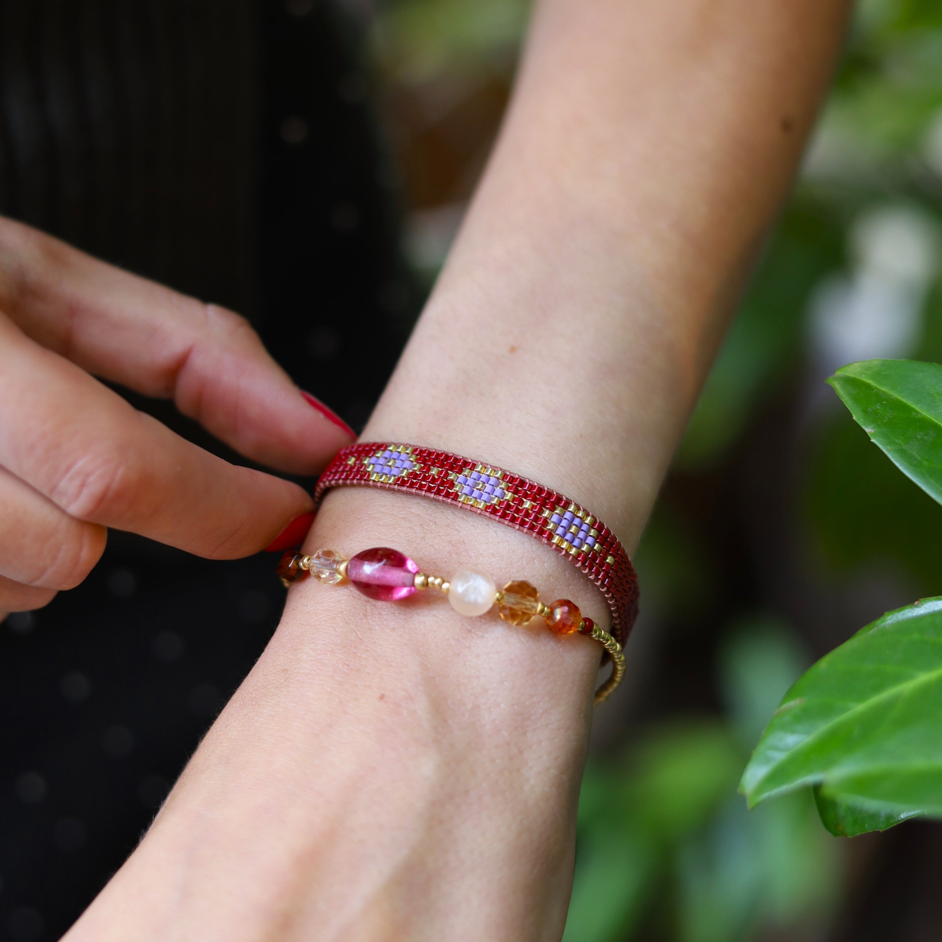 Woven bracelet - burgundy/purple