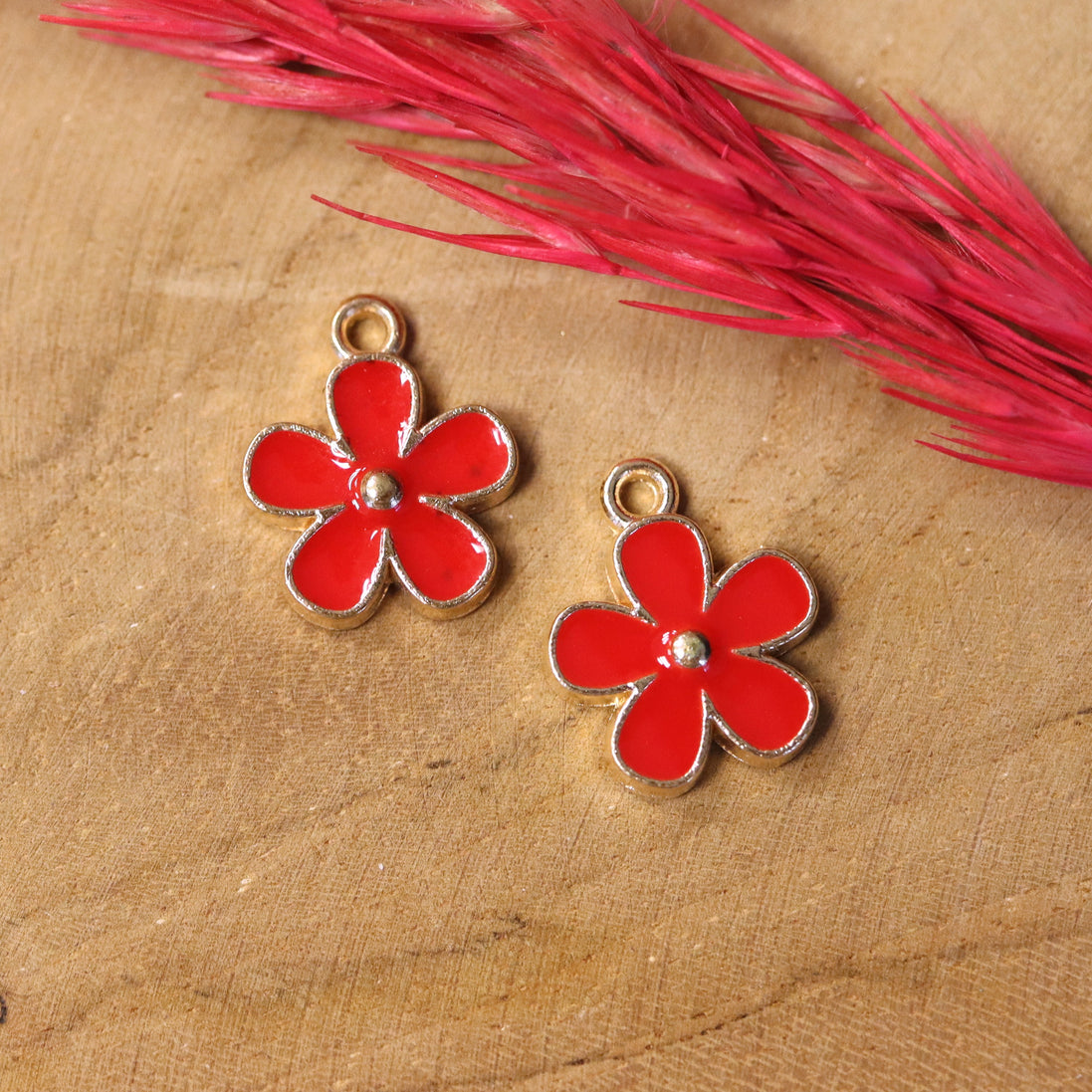 Enamel charm - flower red