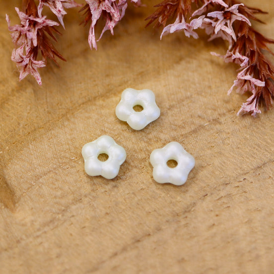 Perle grün - Tschechische Blume mintgrün