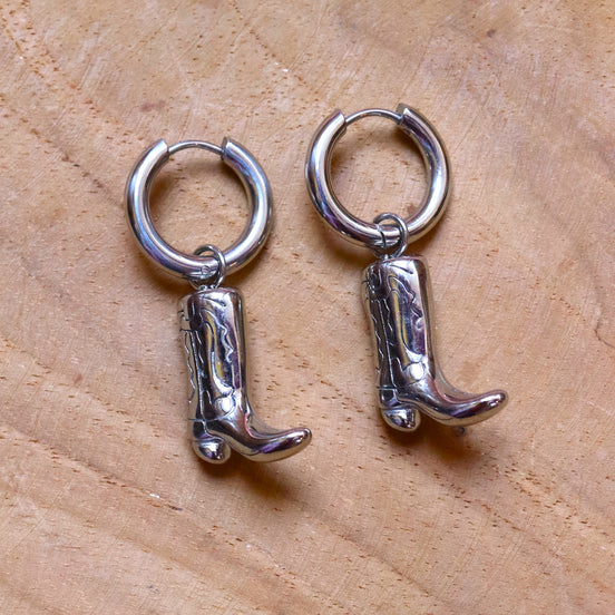 Stainless steel oorbel cowboylaars zilver