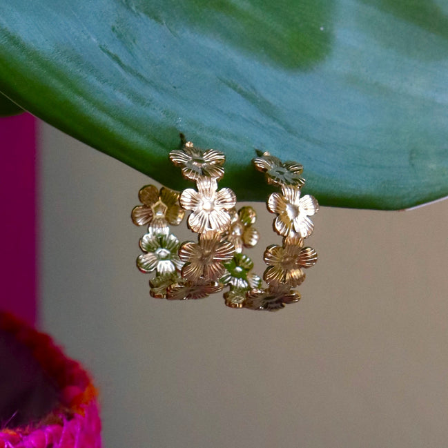 Stainless steel oorbellen bloemen goud