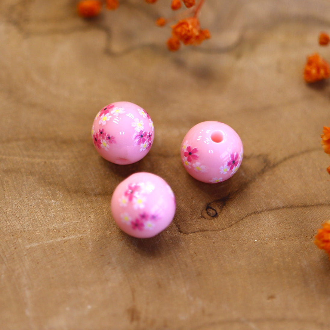 Bead pink - round with flowers