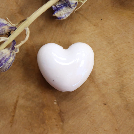 Kraal wit - keramieken hart
