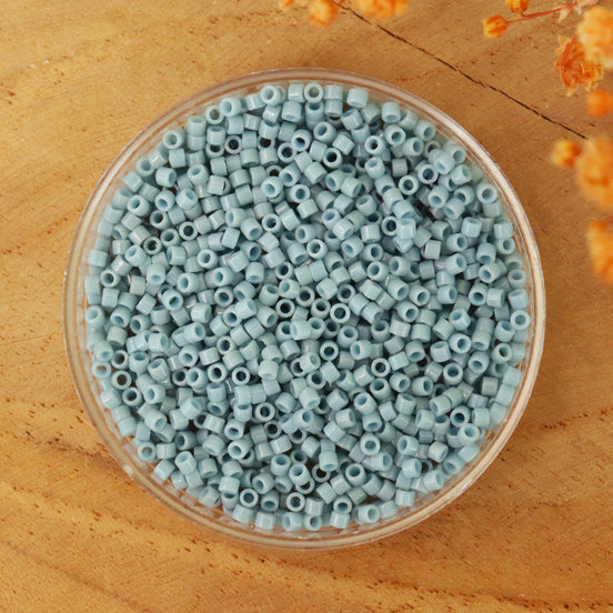 DB-1137 Opaque agate blue 5 grams