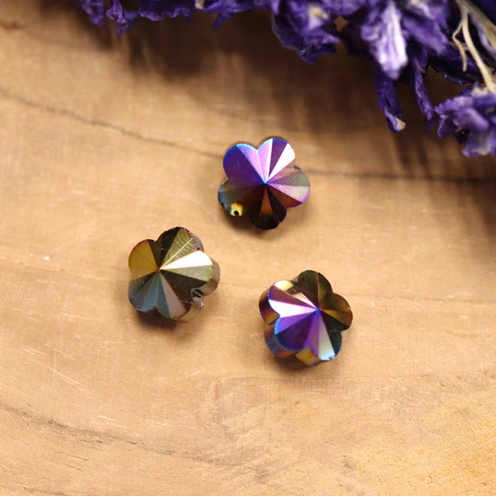 Perle lila - facettierte Blume