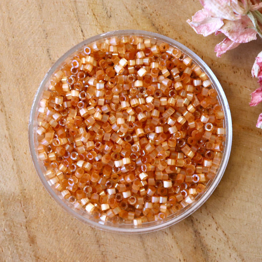DB-1804 Silk Satin Dyed Topaz 5 gram