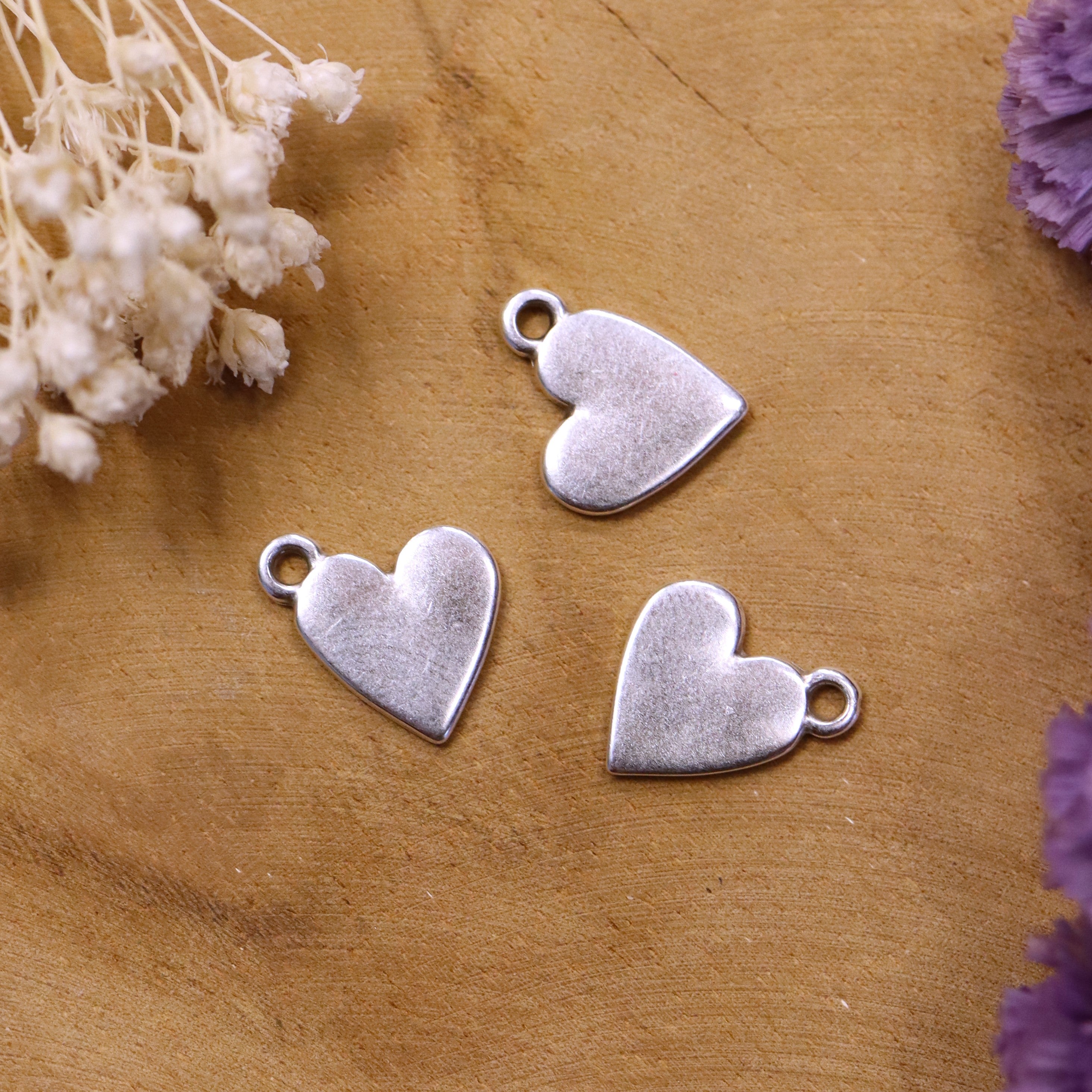 DQ silver heart flat charm