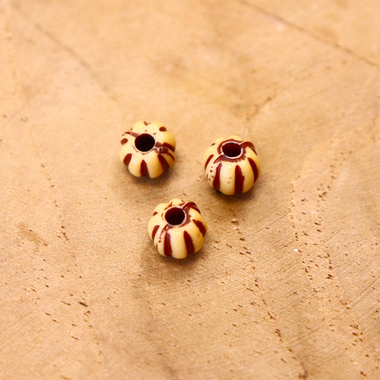 Acrylic bead pumpkin shape sandy brown