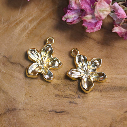 DQ gold flower charm