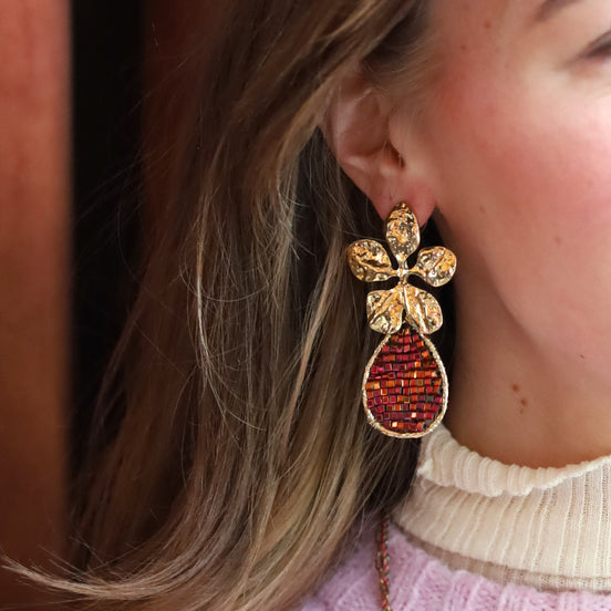 Statement oorbellen - bloem met vierkante kralen