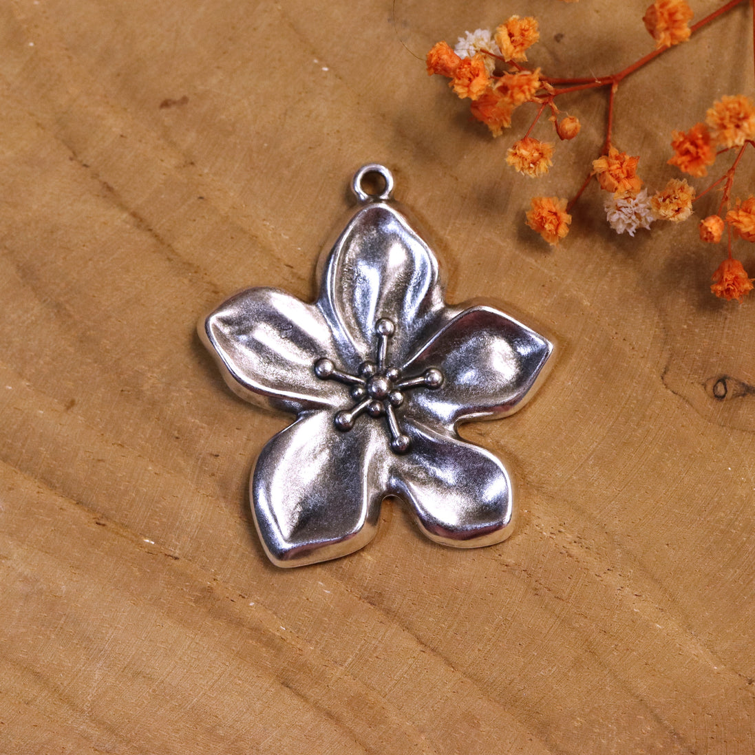 DQ silver pendant large flower 