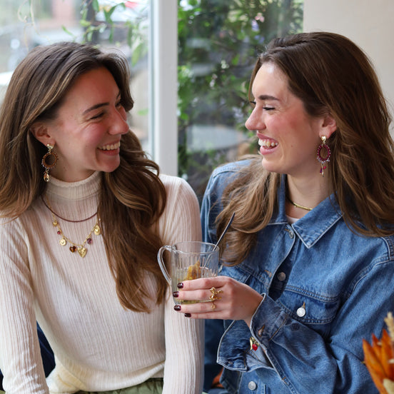 Statement oorbellen - met hart en munt bruin