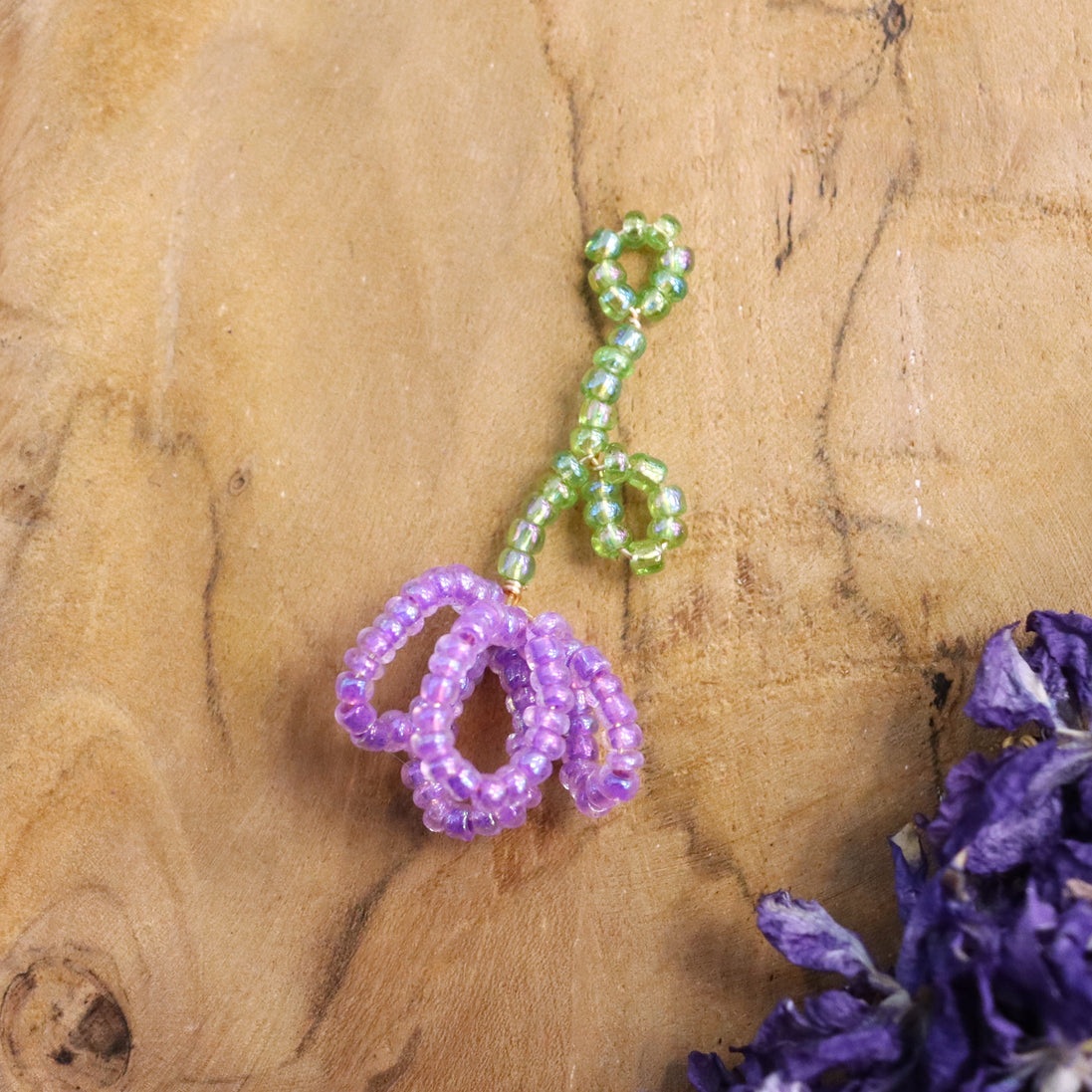 Charm bead flower - lilac flower
