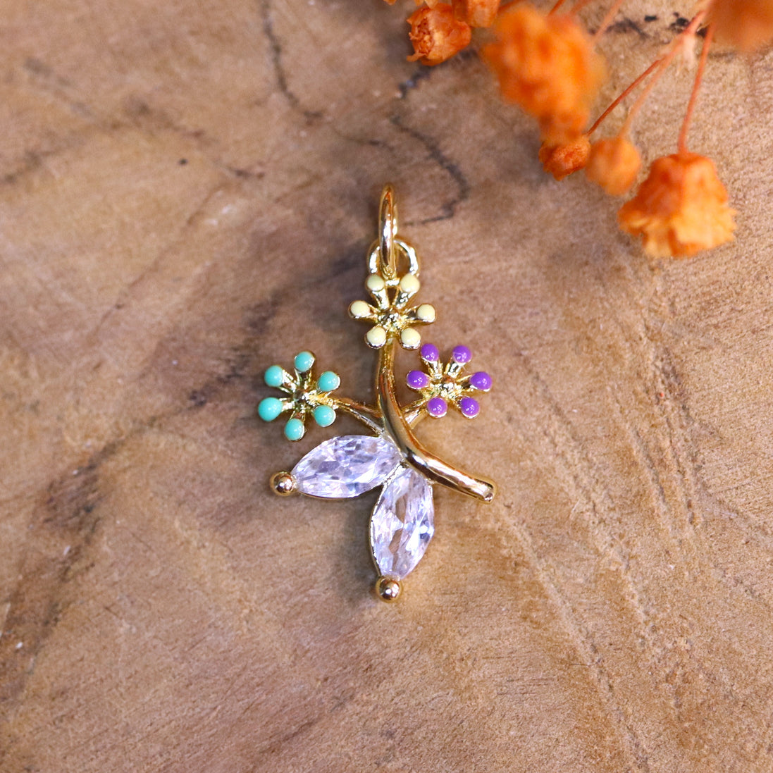 Kettingbedel pastelbloemen