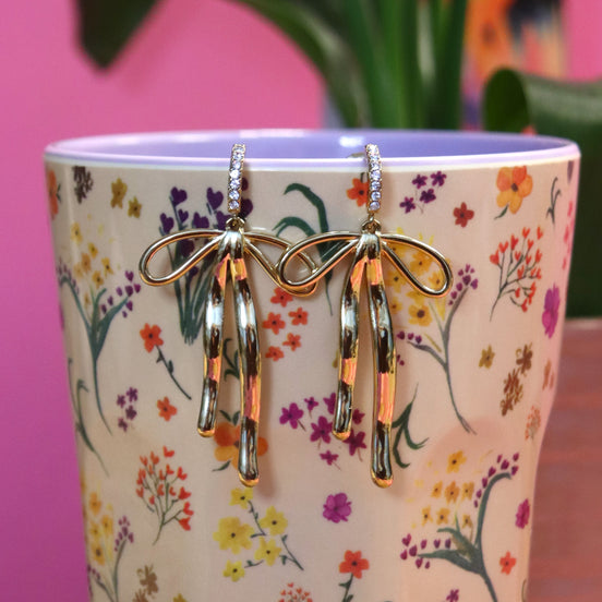 Statement oorbellen - met strass en strik