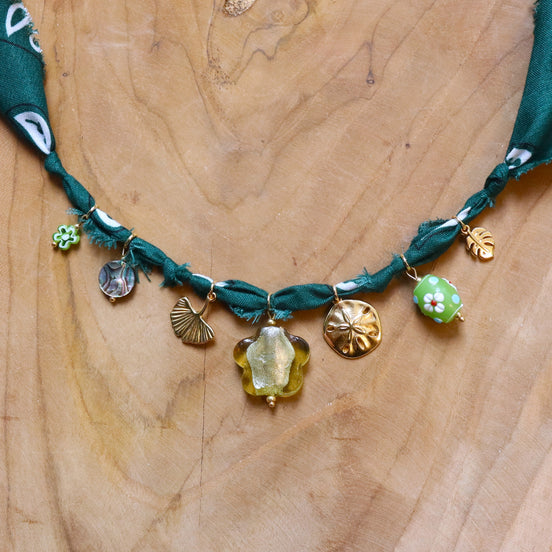 Bandana ketting - donkergroen
