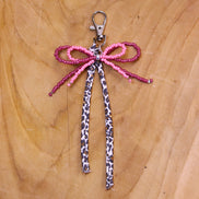 Bag charm - kralenstrik met panterlint