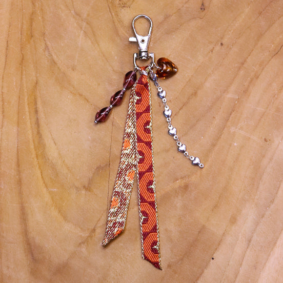 Bag charm - paars/bruin