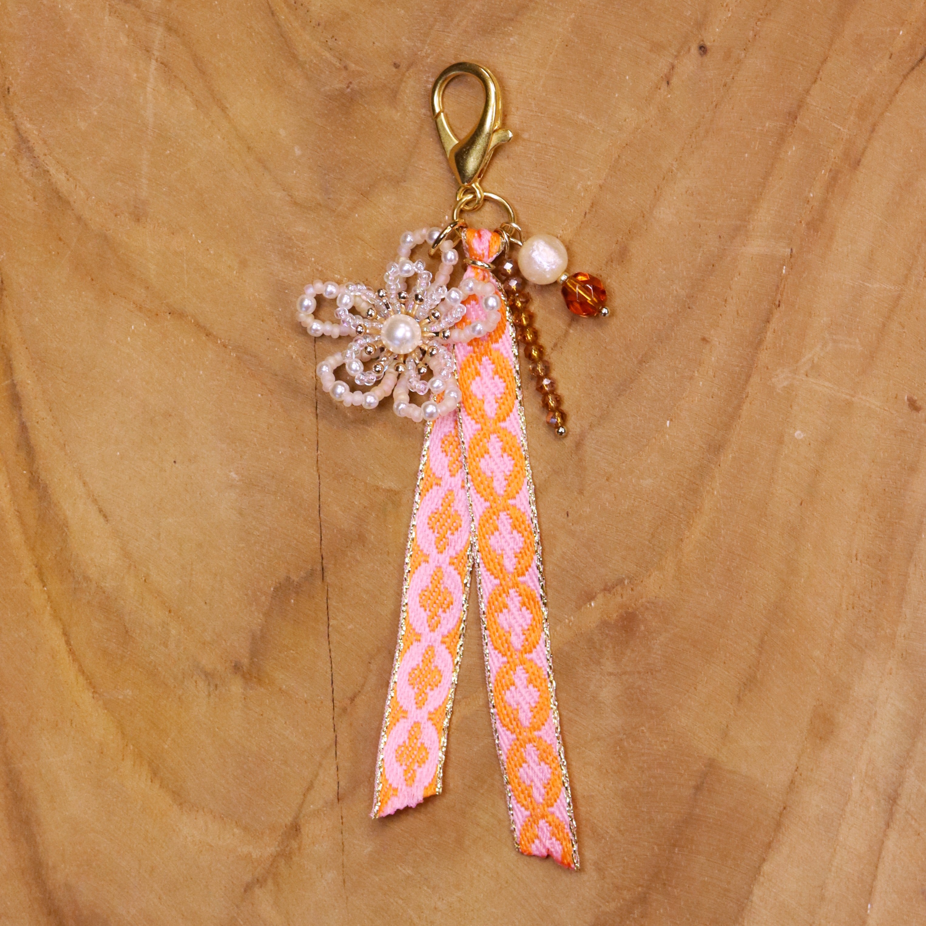 Bag charm - kralenbloem