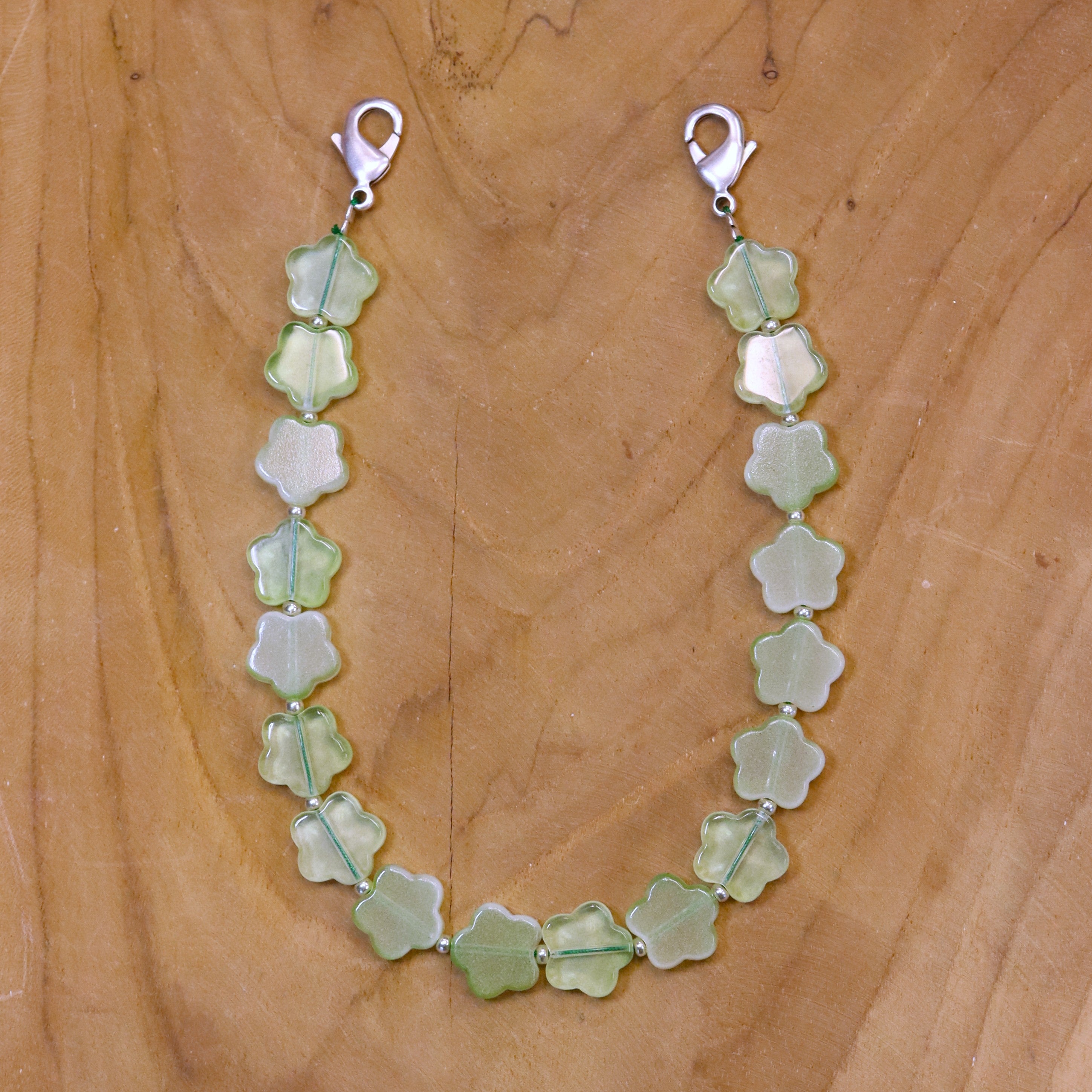 Telefoonkoord - groene bloemen zilver