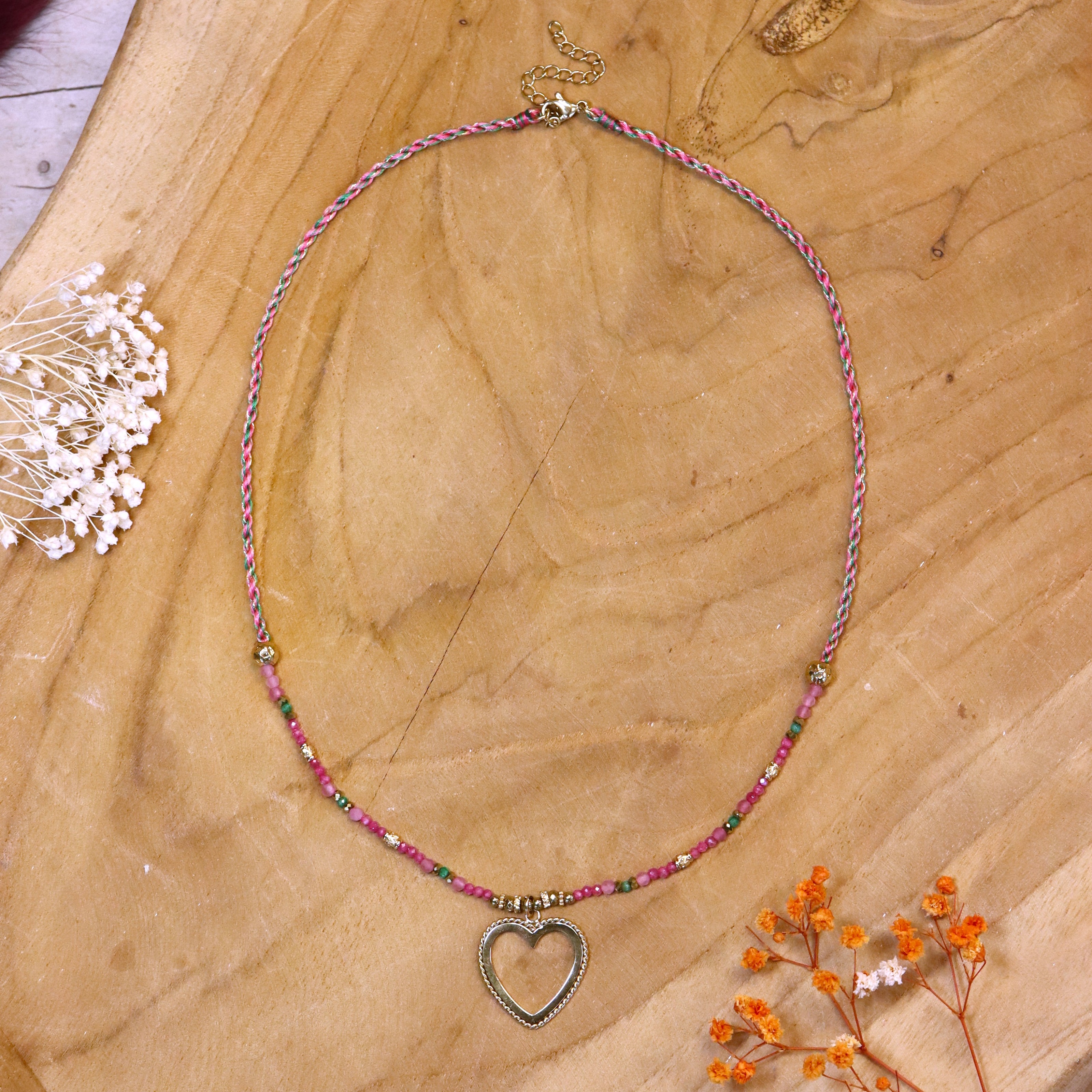 Kralenketting - met open hart en koord
