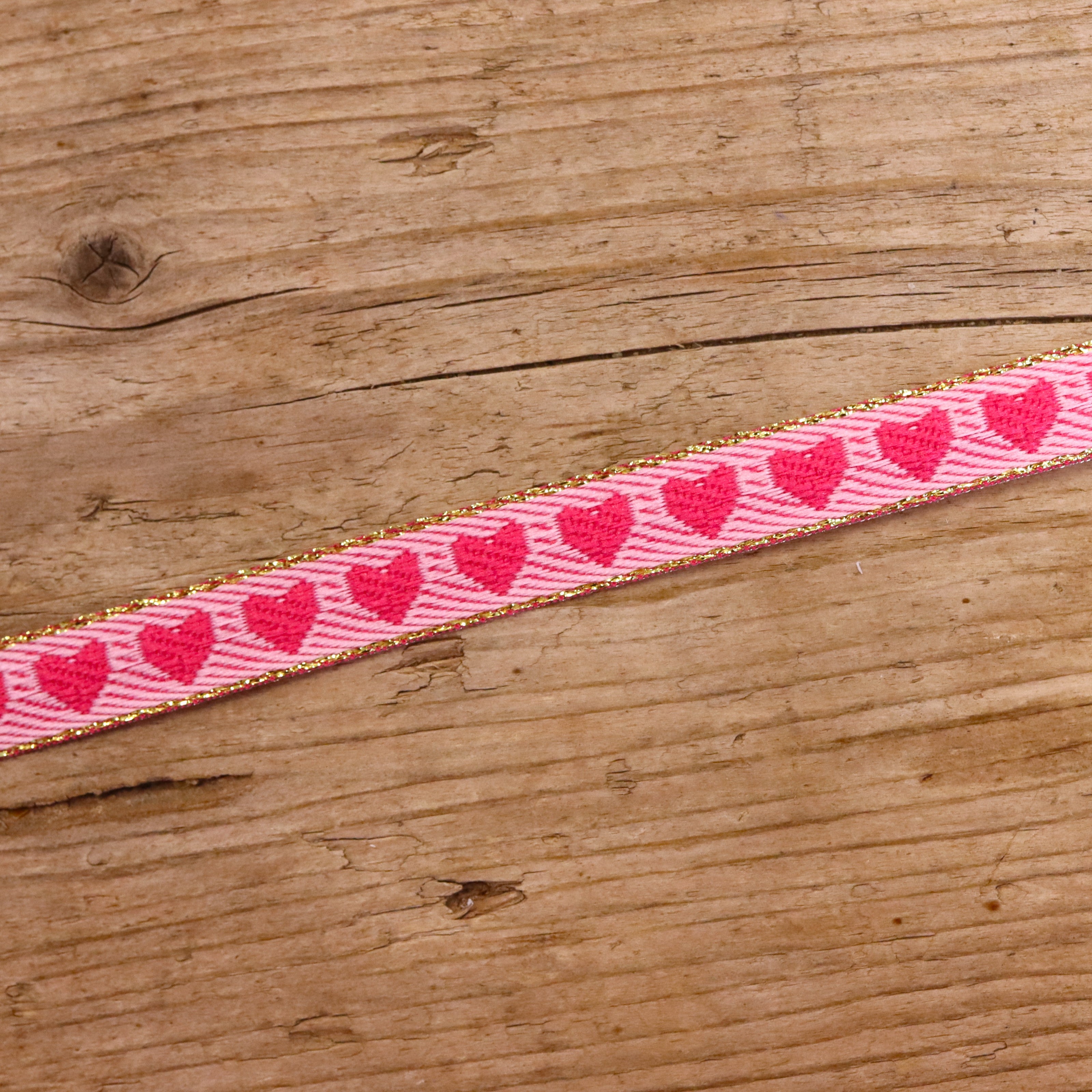 Ribbon with hearts pink