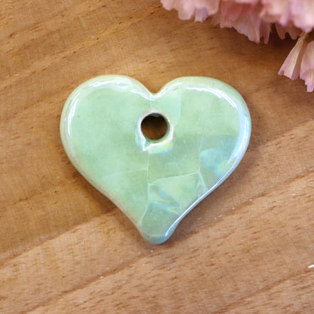 Ceramic heart - green