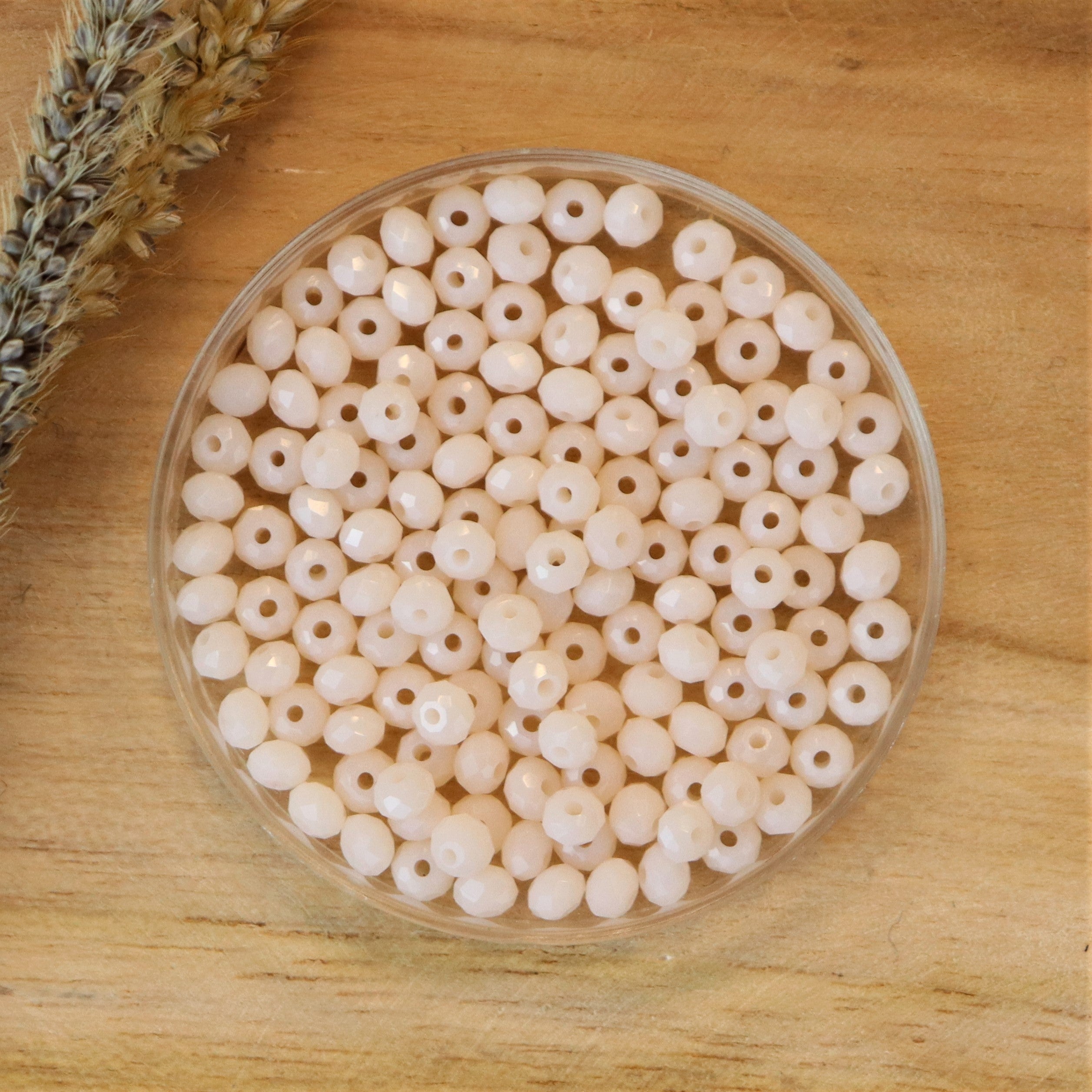 Rondel facetkralen 2x3 mm - Light cream