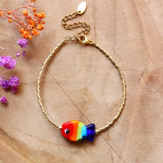 Perlenarmband - Gold mit Regenbogenfischchen