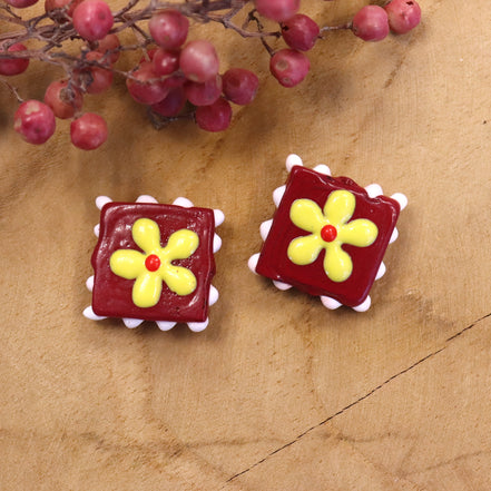 Lampwork enamel bead with flower - burgundy