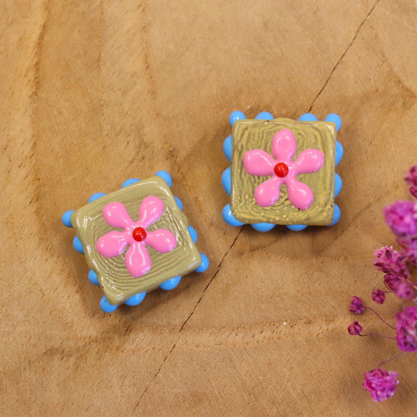 Lampwork enamel kraal met bloem - olijfgroen