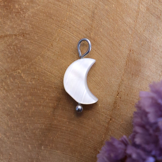 Earring pendant, trochus shell, moon - silver
