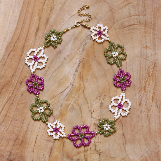 Perlenkette mit Blumen - Gold