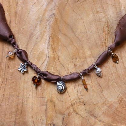 Bandana-Kette - braun, Satin, silber