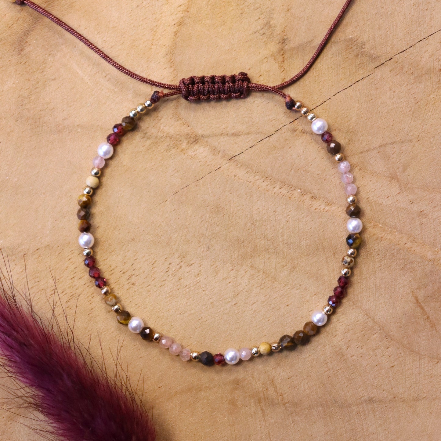 Armband mit Tigerauge, Granat und Rosenquarz