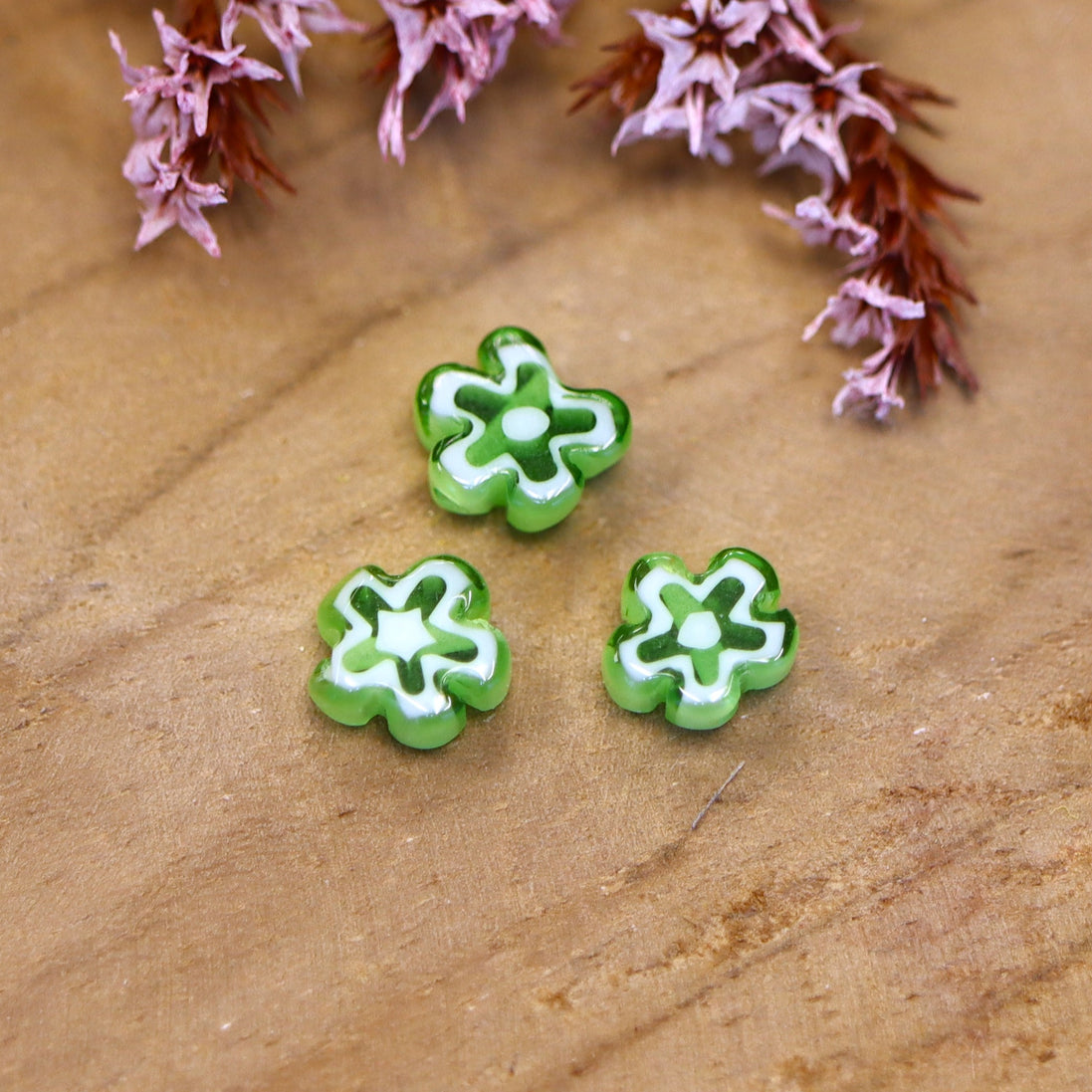 Bead green - millefiori flower shaped