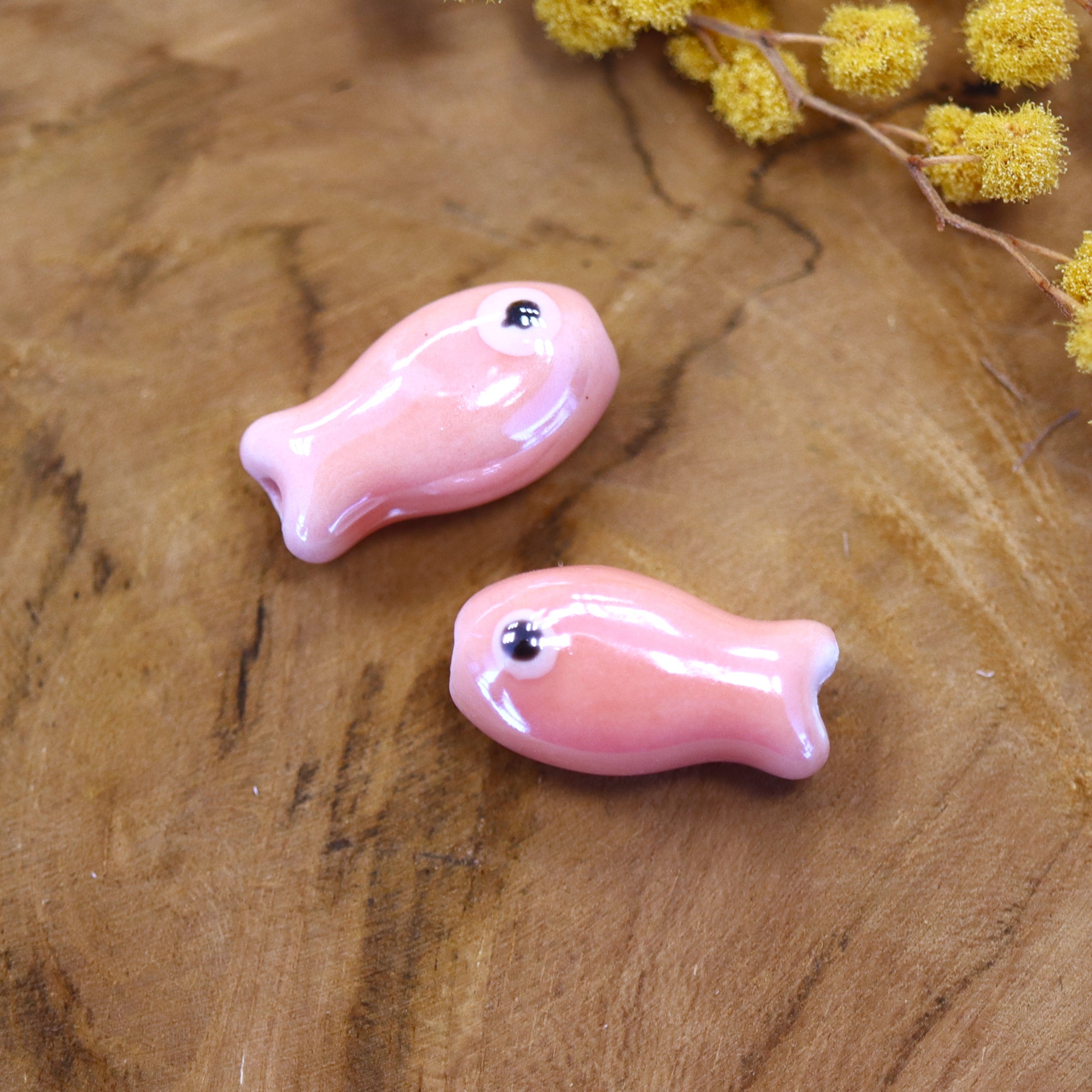 Bead pink - ceramic fish